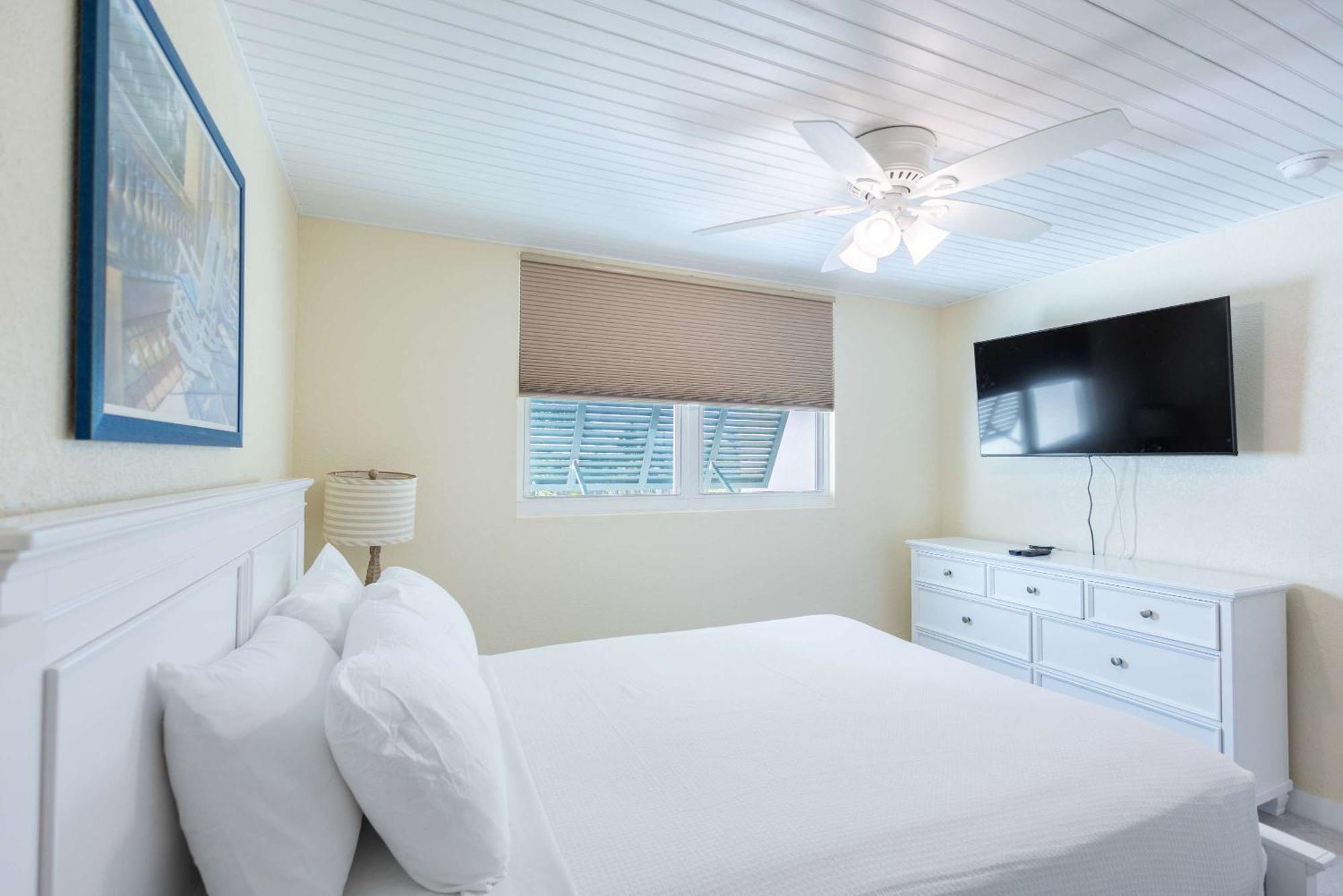 The Exuma Cay -Pool View & Parking Villa Key West Bagian luar foto