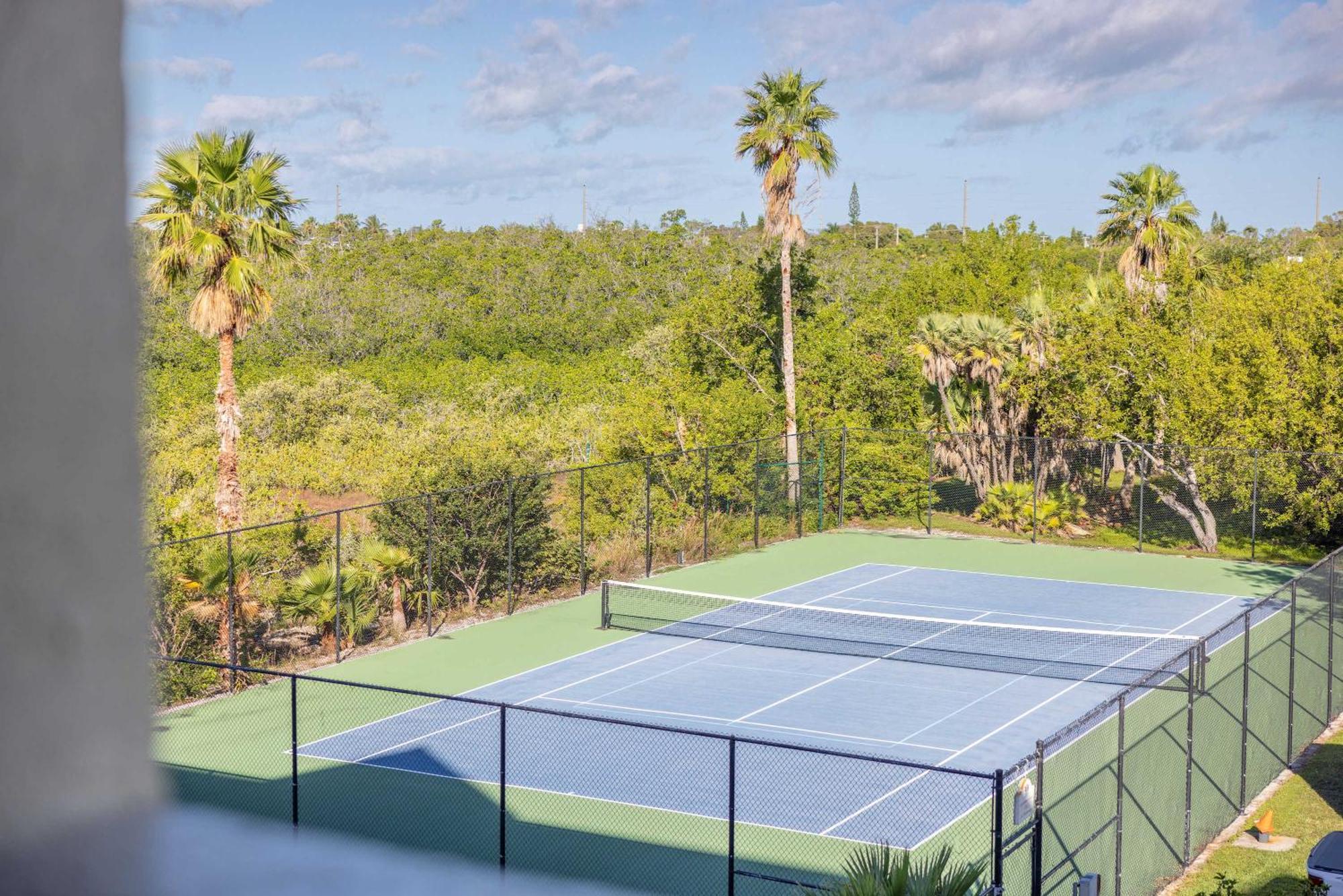 The Exuma Cay -Pool View & Parking Villa Key West Bagian luar foto